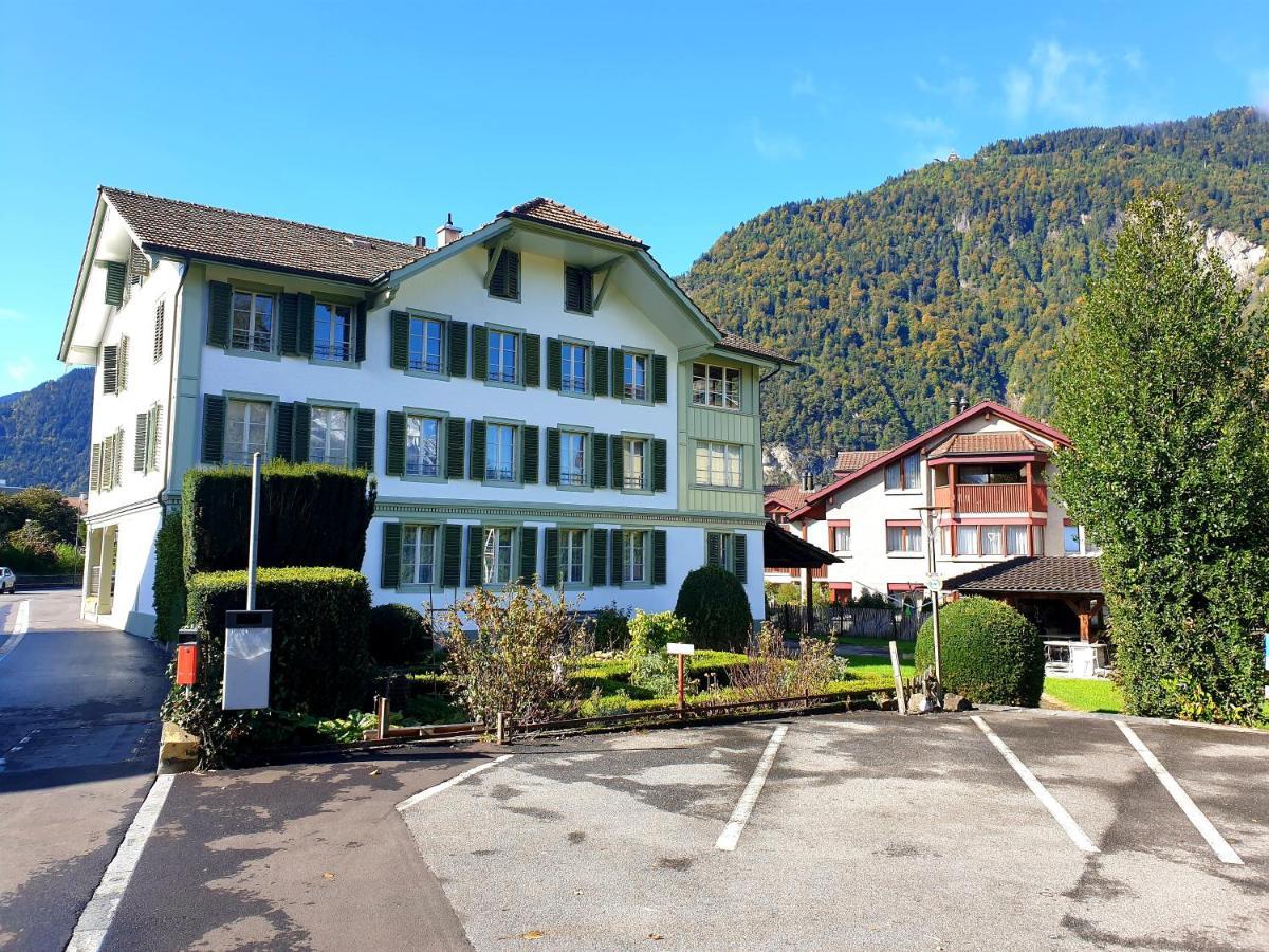 Interlaken Town House Sleeps 12 Guests Central מראה חיצוני תמונה