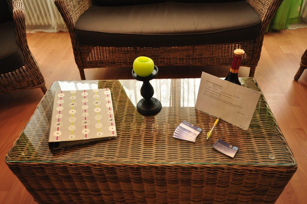 Interlaken Town House Sleeps 12 Guests Central חדר תמונה